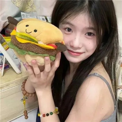 《束缚游戏》第一季动漫免费观看